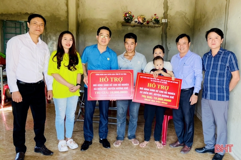 Công đoàn Ban Tuyên giáo Tỉnh ủy Hà Tĩnh hỗ trợ sinh kế gia đình hộ nghèo ở Hương Khê