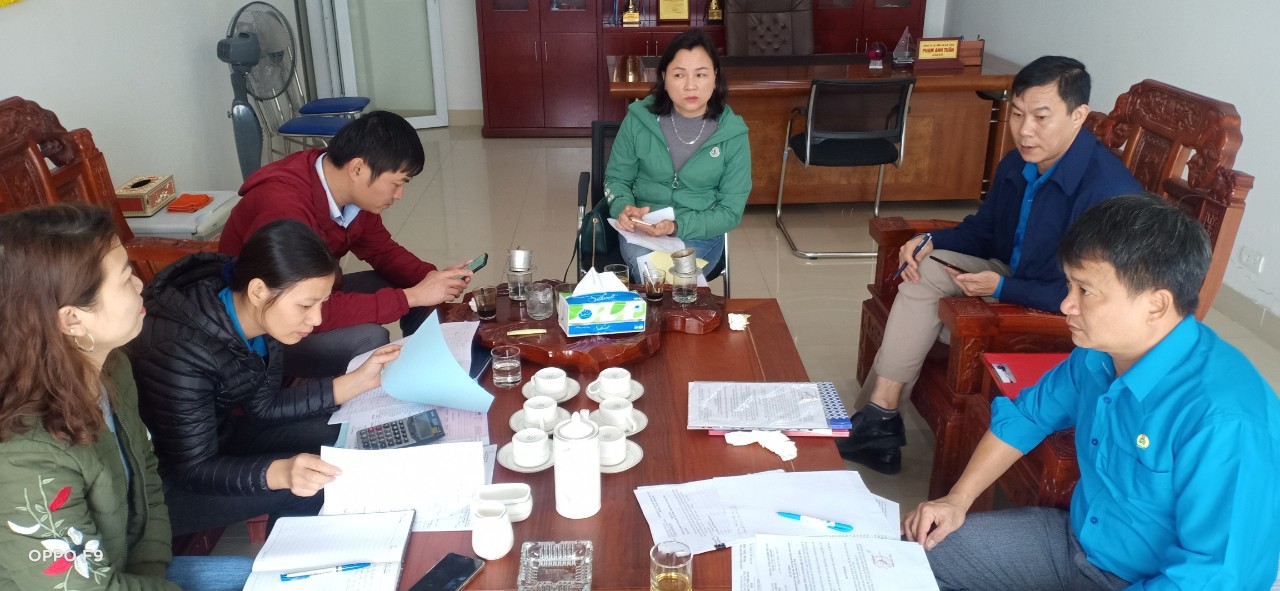Công đoàn ngành Giao thông Vận tải Hà Tĩnh đẩy mạnh kiểm tra hoạt động công đoàn cơ sở.