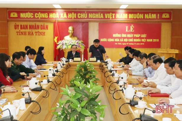 Phối hợp tuyên truyền pháp luật cho người lao động nước ngoài đang làm việc trên địa bàn Hà Tĩnh