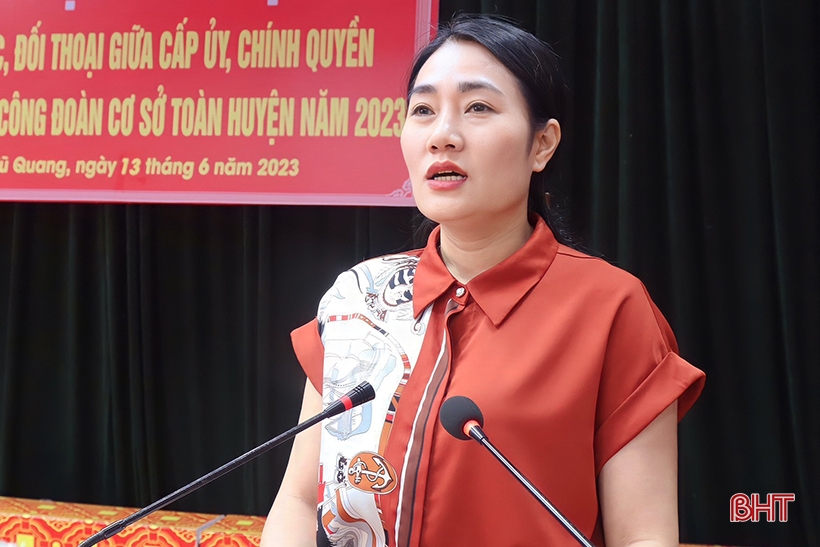 Lãnh đạo huyện Vũ Quang đối thoại với cán bộ công đoàn cơ sở