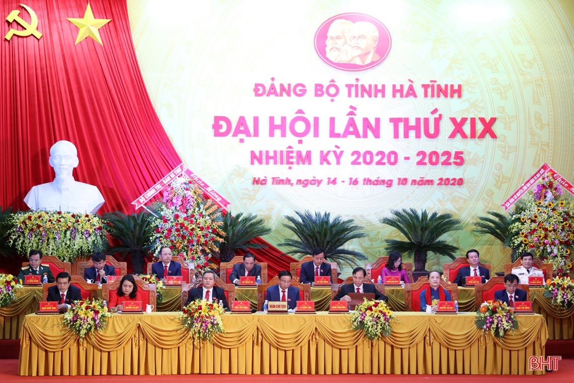Sáng nay, khai mạc Đại hội đại biểu Đảng bộ tỉnh Hà Tĩnh lần thứ XIX