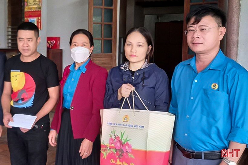 Ban nữ công trong doanh nghiệp Hà Tĩnh tích cực bảo vệ quyền lợi cho lao động nữ