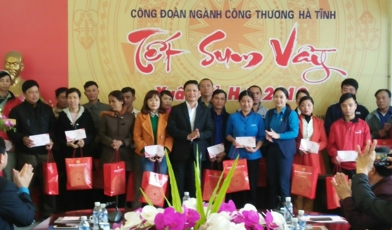 “Tết sum vầy” tại Công đoàn ngành Công Thương Hà Tĩnh