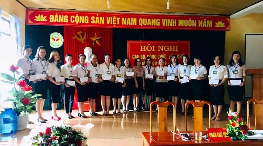 Cẩm Xuyên: Hoàn thành Hội nghị cán bộ công chức viên chức khối trường học