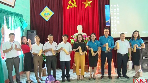 CĐ Trường Tiểu học Kỳ Ninh: Tổ chức lễ phát động phong trào chống rác thải nhựa