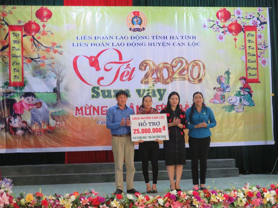 LĐLĐ huyện Can Lộc: Ấm áp Tết Sum vầy năm 2020