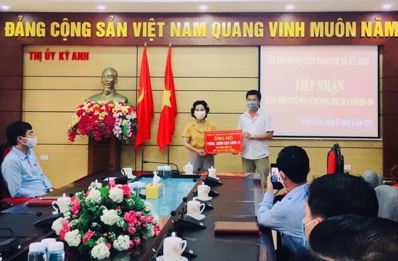 Thị xã Kỳ Anh: Huy động ủng hộ gần 500 triệu đồng phòng, chống dịch Covid-19