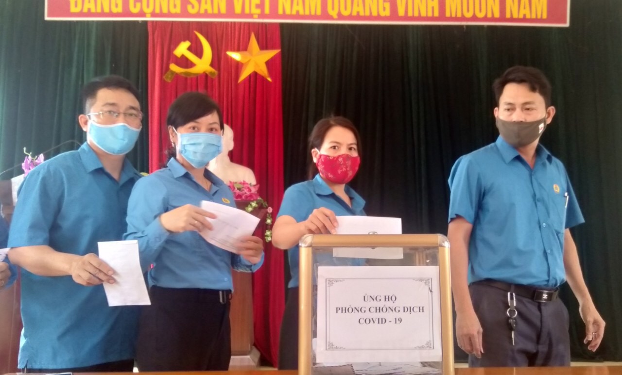 Công đoàn Thạch Hà chung tay phòng chống dịch bệnh Covid - 19