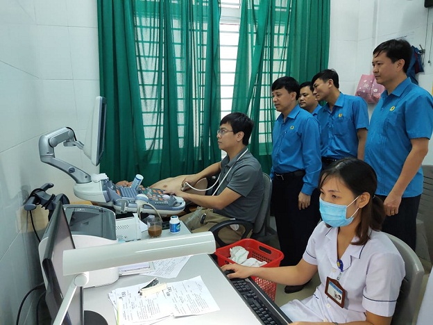 Công ty Đô thị Hà Tĩnh khám sức khỏe định kỳ cho 230 công nhân lao động