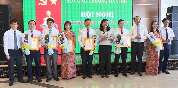 Hội nghị điển hình tiên tiến ngành Công Thương giai đoạn 2016 - 2020