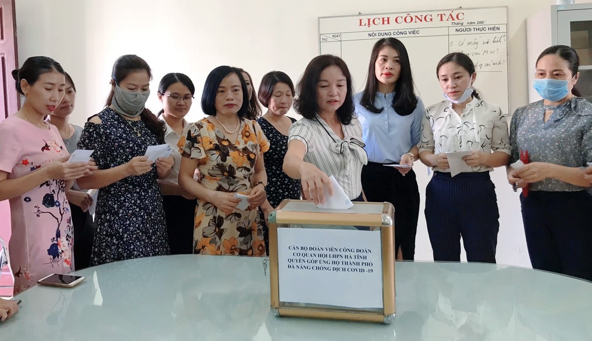 Công đoàn Cơ quan Hội LHPN Hà Tĩnh: Chung tay phòng chống dịch Covid -19