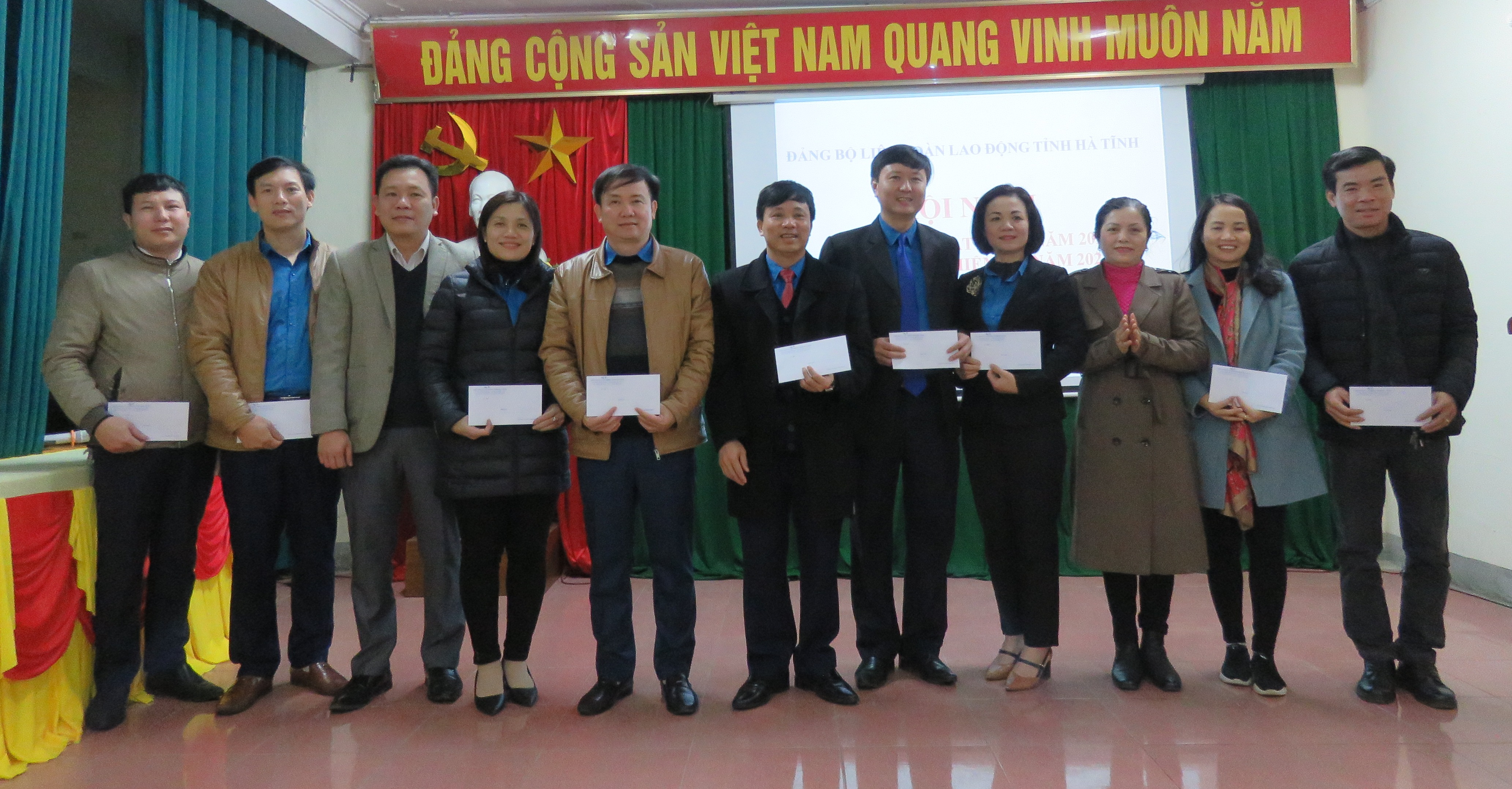 Hội nghị tổng kết hoạt động Đảng bộ và Công đoàn Cơ quan LĐLĐ tỉnh năm 2020.