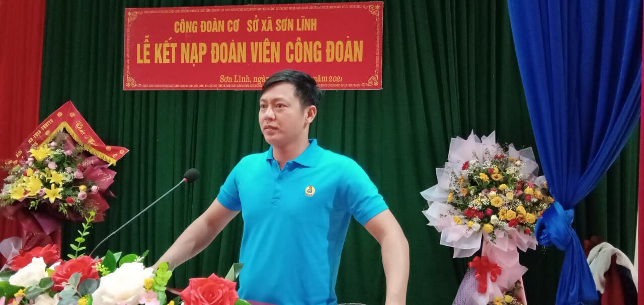 CĐ cơ sở xã Sơn Lĩnh (Hương Sơn) tổ chức Lễ kết nạp đoàn viên công đoàn