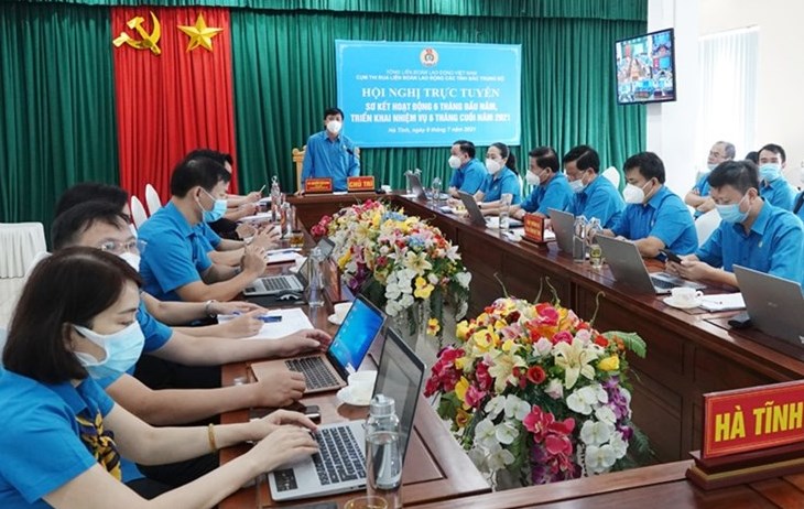 Công đoàn 6 tỉnh Bắc Trung Bộ sơ kết hoạt động 6 tháng đầu năm 2021