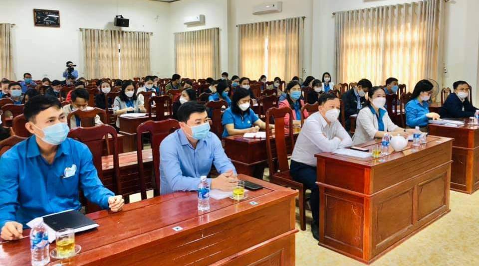 Thạch Hà: Phối hợp triển khai, học tập quán triệt Nghị quyết số 02-NQ/TW của Bộ Chính trị