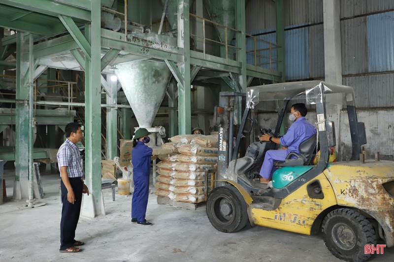 Doanh nghiệp Hà Tĩnh tăng tốc sản xuất, kinh doanh chặng cuối năm