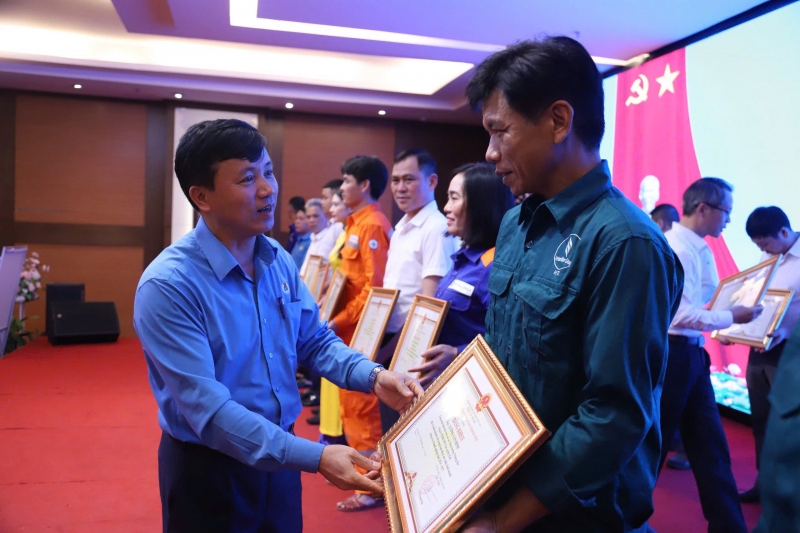 Công đoàn các Khu kinh tế tỉnh tổ chức Lễ phát động Tháng Công nhân năm 2025