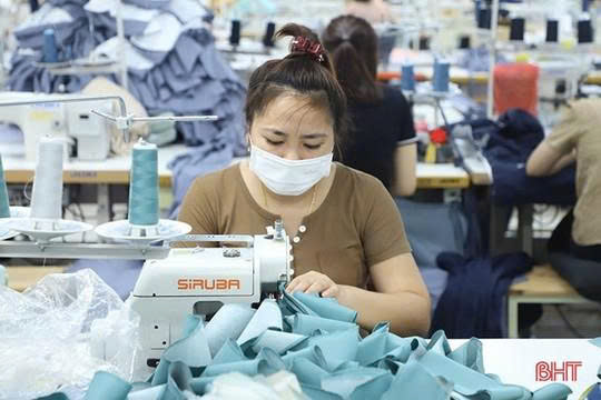 Người lao động Hà Tĩnh nghĩ gì khi tăng lương tối thiểu vùng?