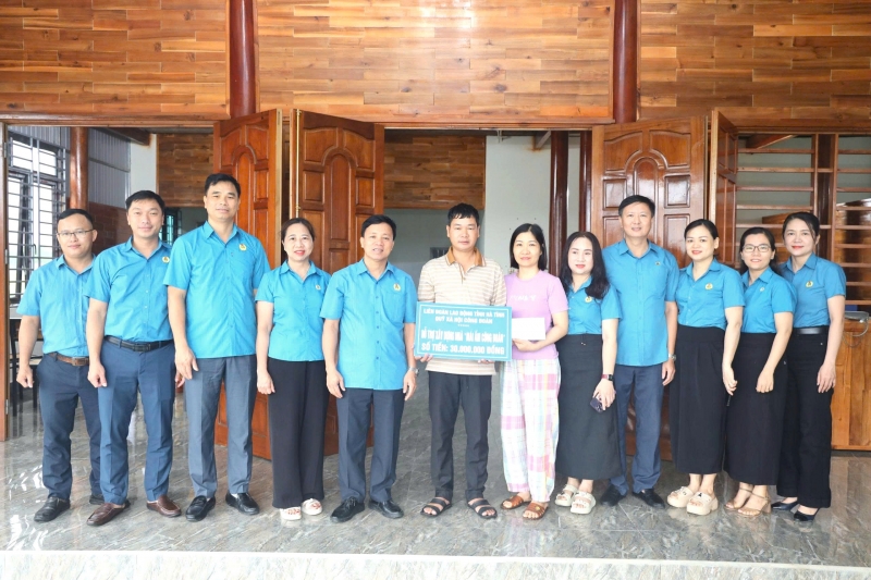LĐLĐ tỉnh Hà Tĩnh lan tỏa yêu thương qua 24 “Mái ấm Công đoàn” chào mừng các ngày lễ lớn