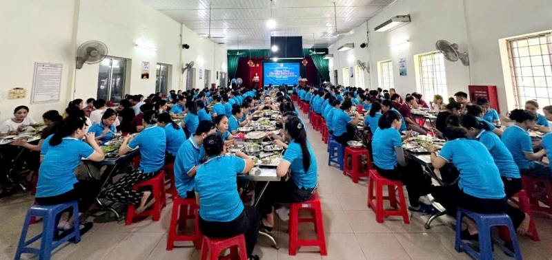 CĐCS Công ty CP sản xuất đầu tư và thương mại TAAD Hà Tĩnh tổ chức “Bữa cơm Công đoàn” năm 2025.
