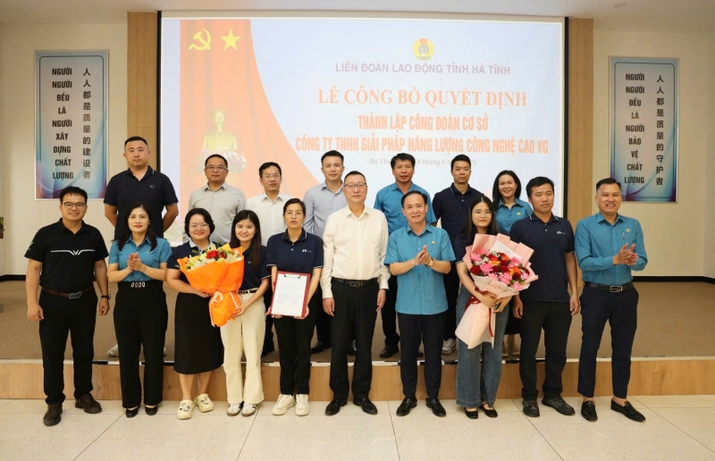 Thành lập CĐCS Công ty TNHH Giải pháp năng lượng Công nghệ cao VG với 317 đoàn viên
