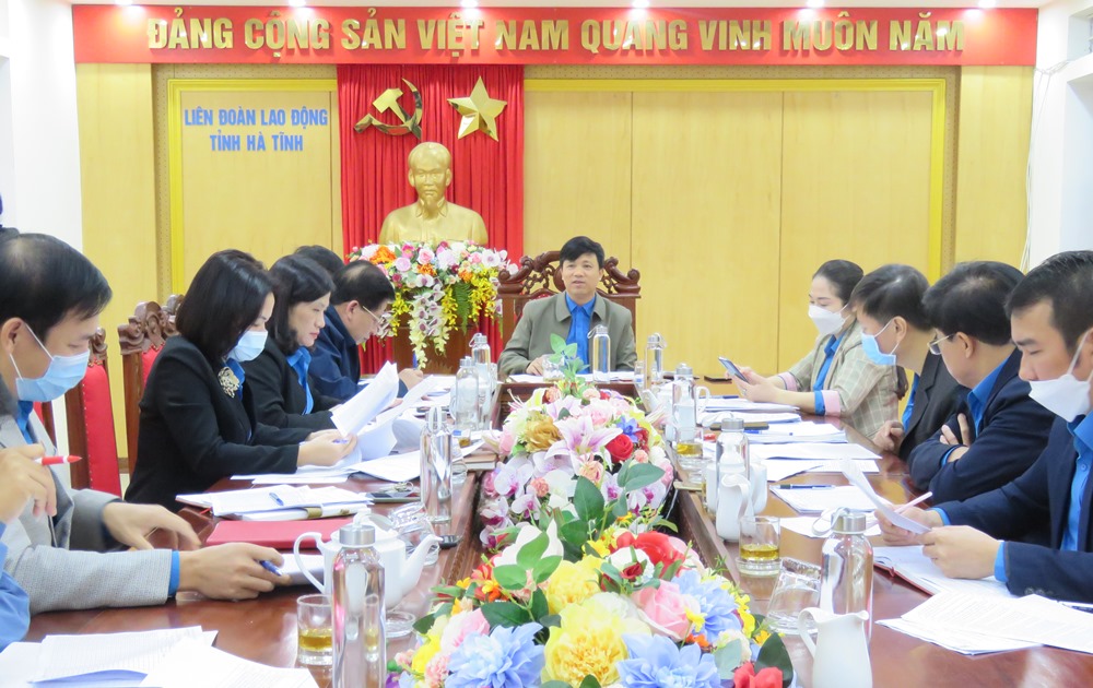 LĐLĐ Nghi Xuân tôn vinh 20 công nhân lao động tiêu biểu năm 2018