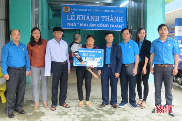 Hà Tĩnh hỗ trợ nhiều “Mái ấm công đoàn” cho đoàn viên nữ dịp 8/3