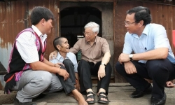 Tổng Bí thư Nguyễn Phú Trọng - uy tín của người nâng tầm uy tín Đảng