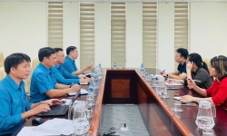 Thường trực Liên đoàn Lao động tỉnh làm việc với doanh nghiệp để thống nhất nội dung thành lập Công đoàn cơ sở