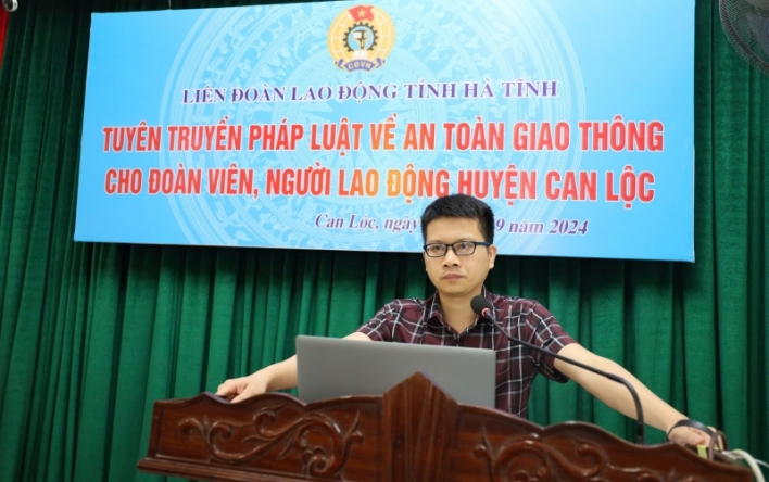 Nâng cao ý thức khi tham gia giao thông cho đoàn viên,...