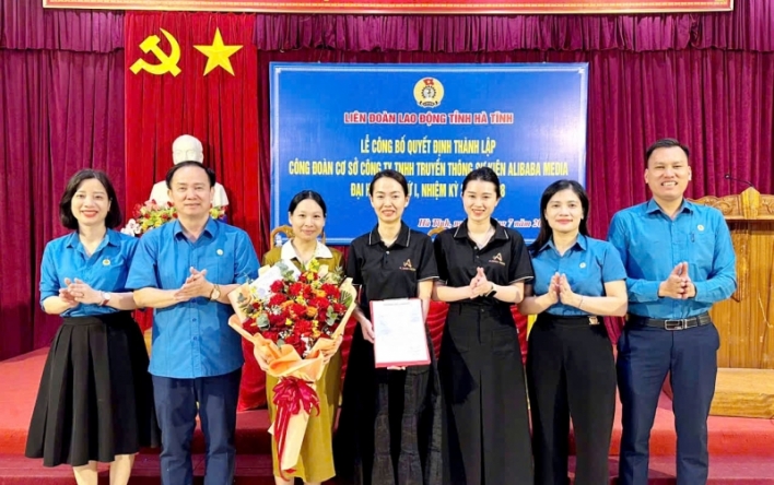 LĐLĐ tỉnh: Thành lập CĐCS Công ty TNHH Truyền thông sự...